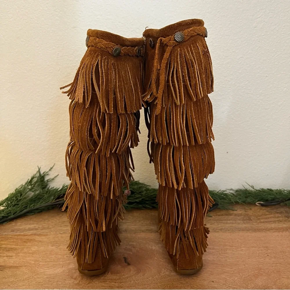 Minnetonka 5 Layer Fringed Brown Leather Tall Moccasin Boots Size 5